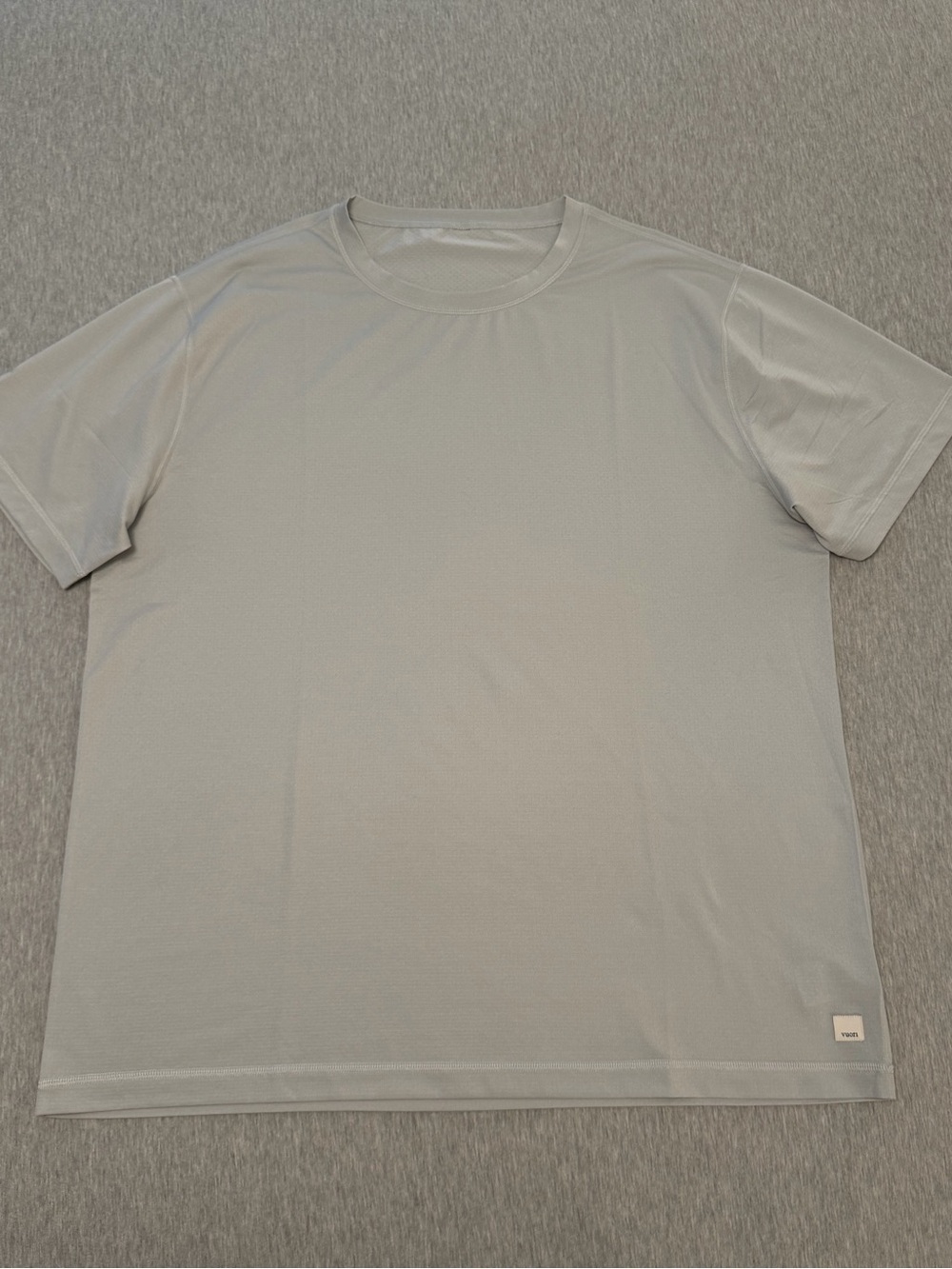 Vuori Tradewind Performance Tee 2.0 XXL Sky Gray